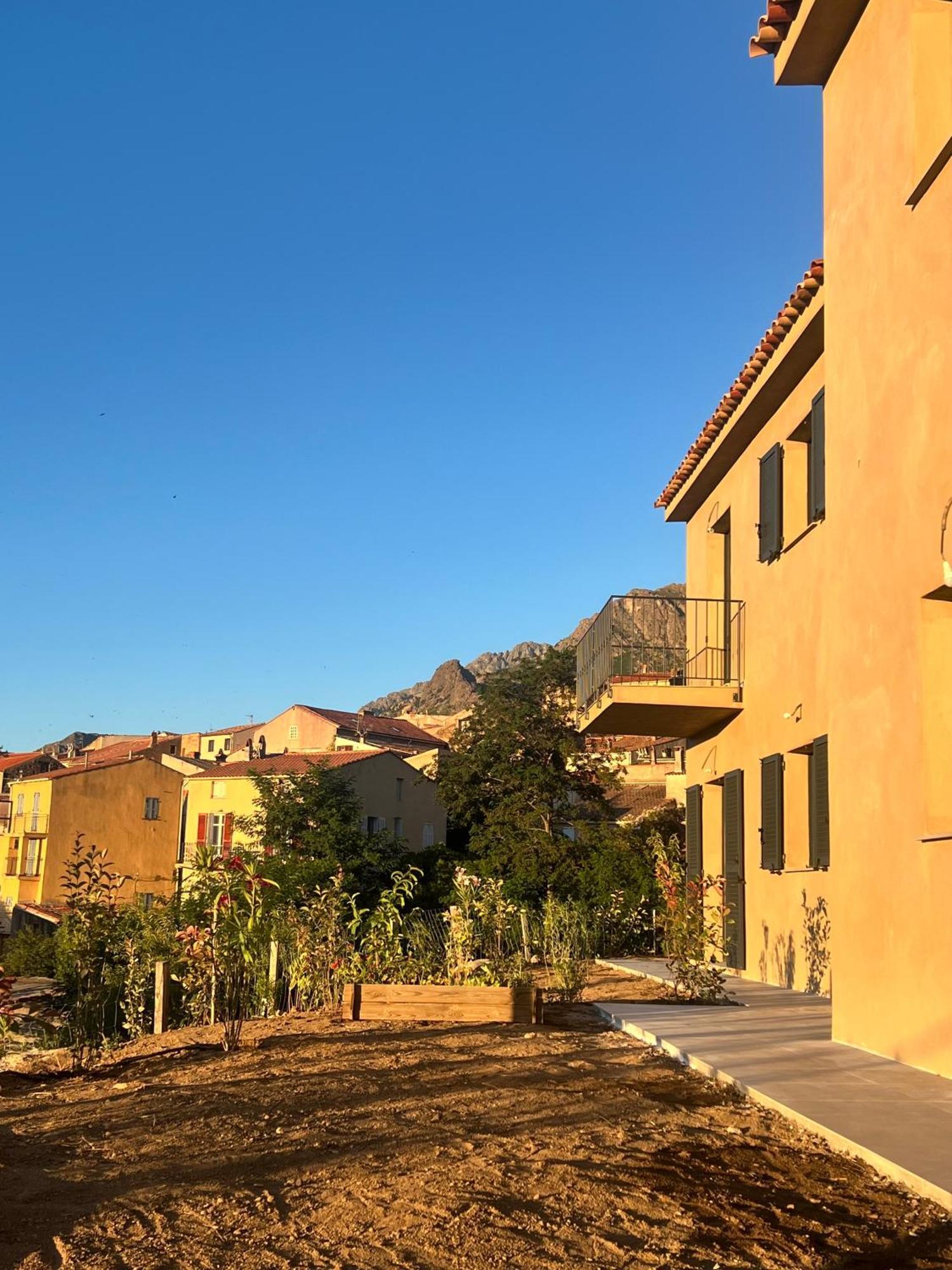 Bella Vita Calenzana Exterior photo